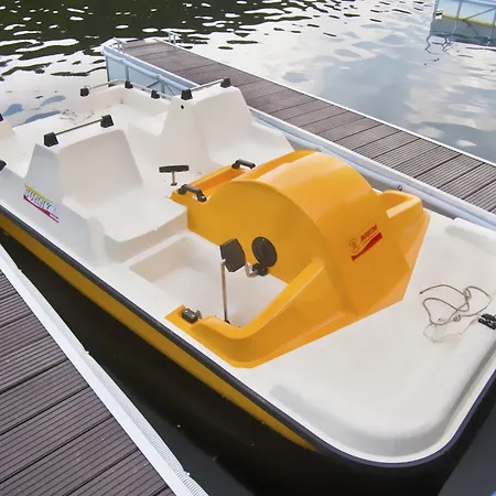 假日公园 诺瓦滋沃霍斯特海滩度假村 Křečovice