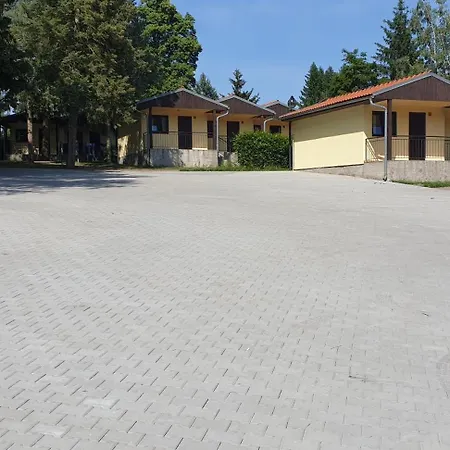 诺瓦滋沃霍斯特海滩度假村 Křečovice