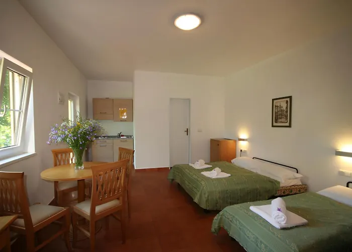 Nova Zivohost Kompleks wypoczynkowy *